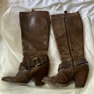 Frye heeled boots 8.5